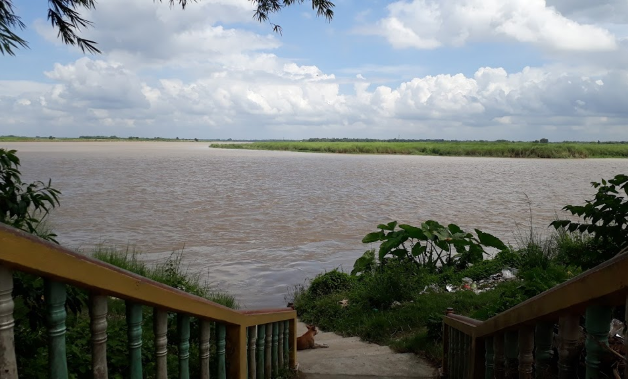 Narahari Ghat — sacred riverbank view