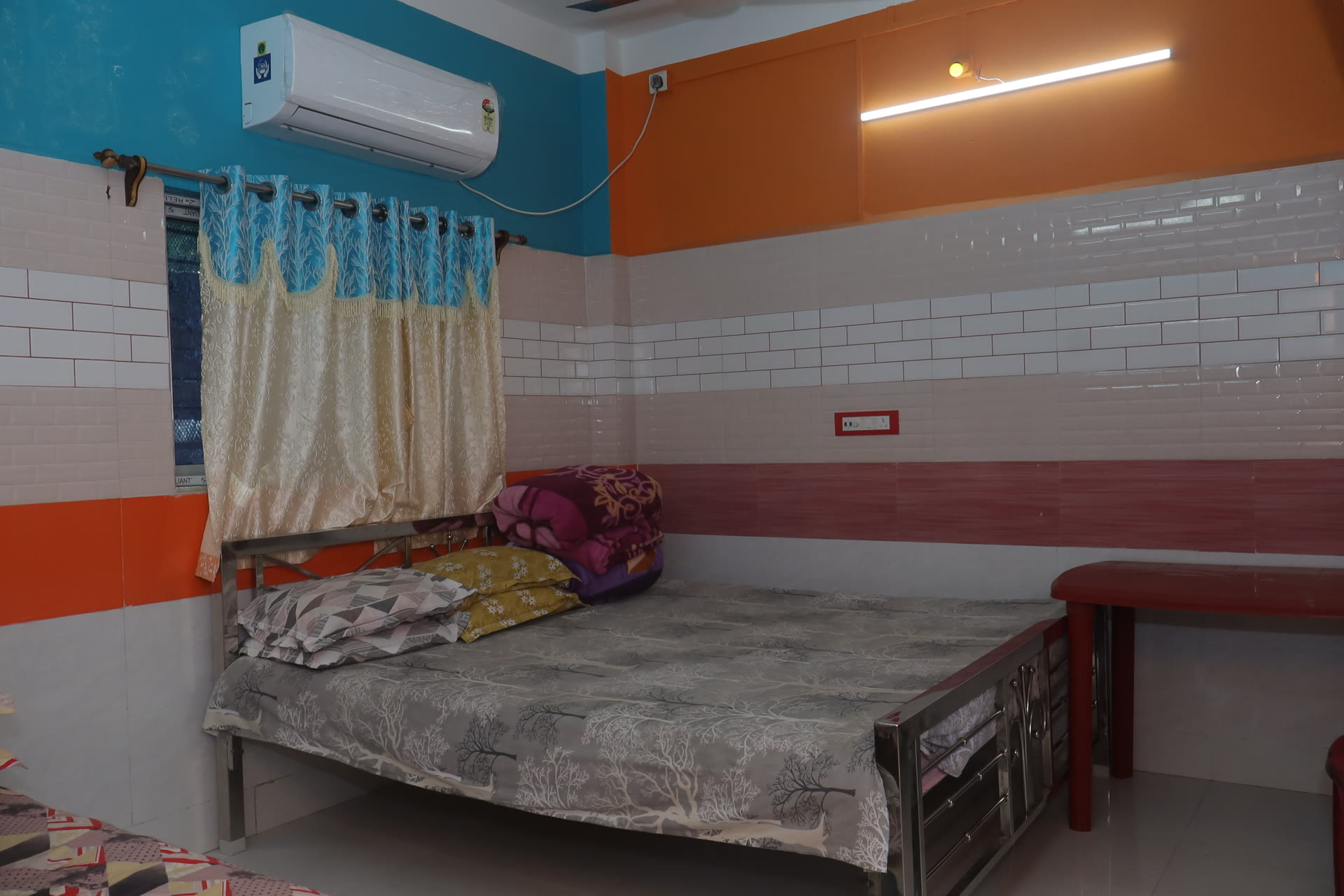 Guest room at Narahari Dham ashram campus
