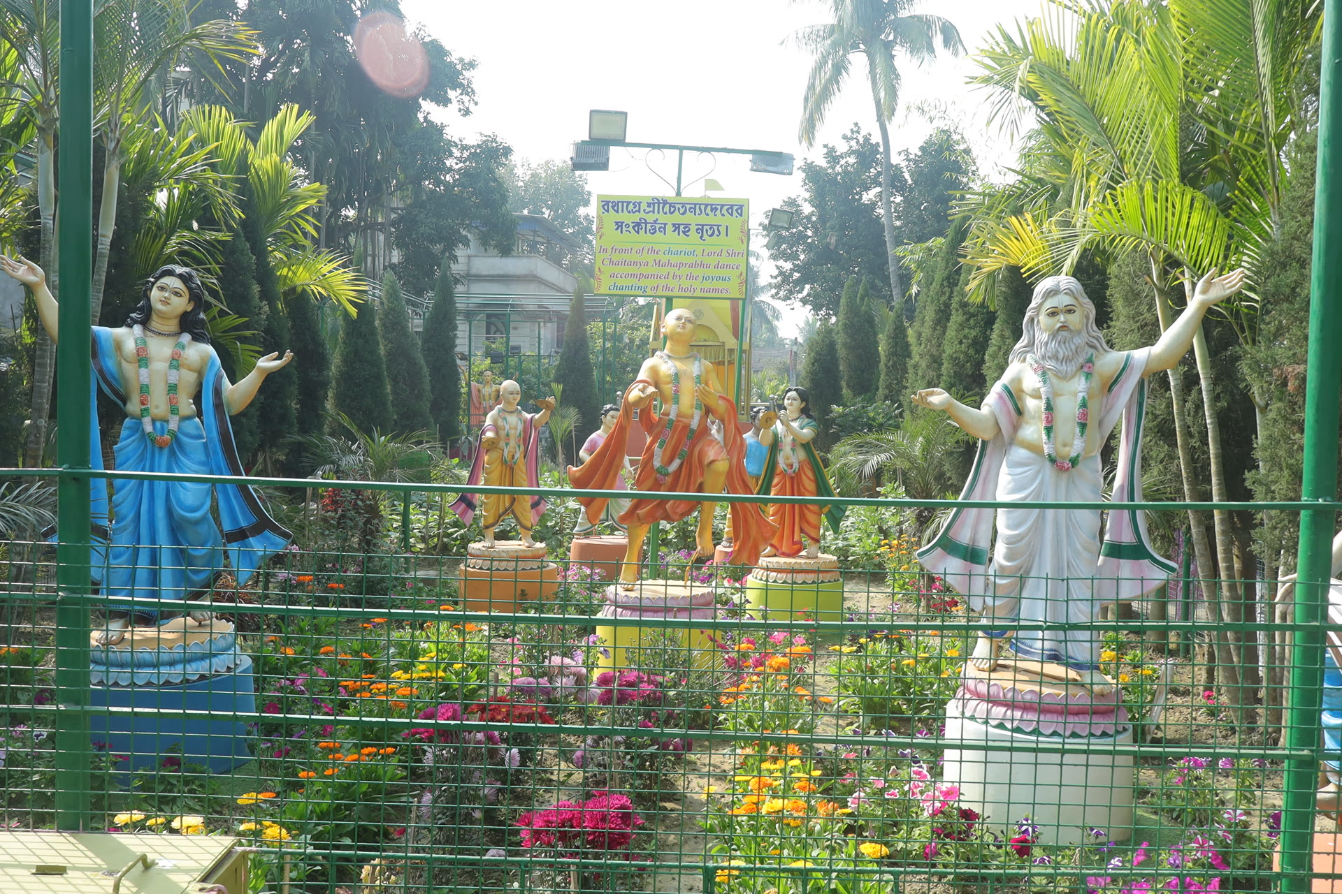 Spiritual Museum — devotional dioramas